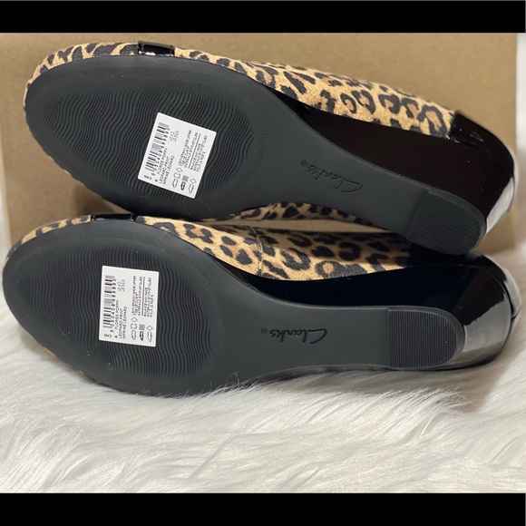 New clarks women Flores Tulip Wedge Pump - Picture 11 of 16